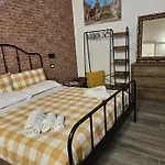 La Barbera\'S Apatments Old Town Pa